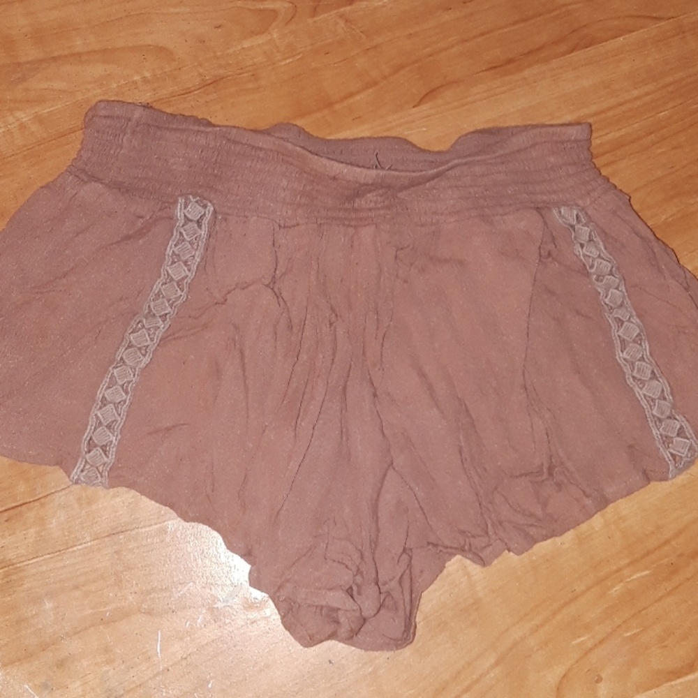 Baige shorts!!
